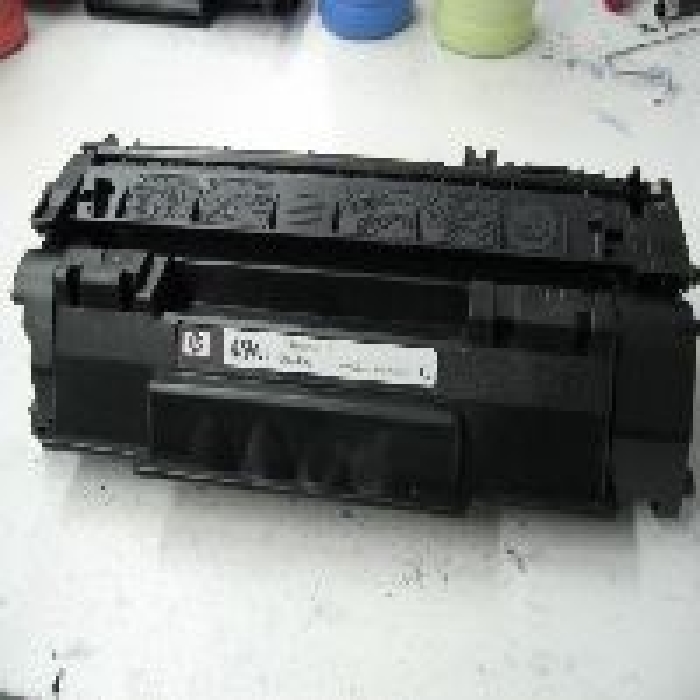 Obnovljen toner za HP LaserJet 1160/1320 za 2500s (Q5949A)